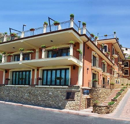 Agostiniana Hotel Santa Teresa Di Riva Εξωτερικό φωτογραφία