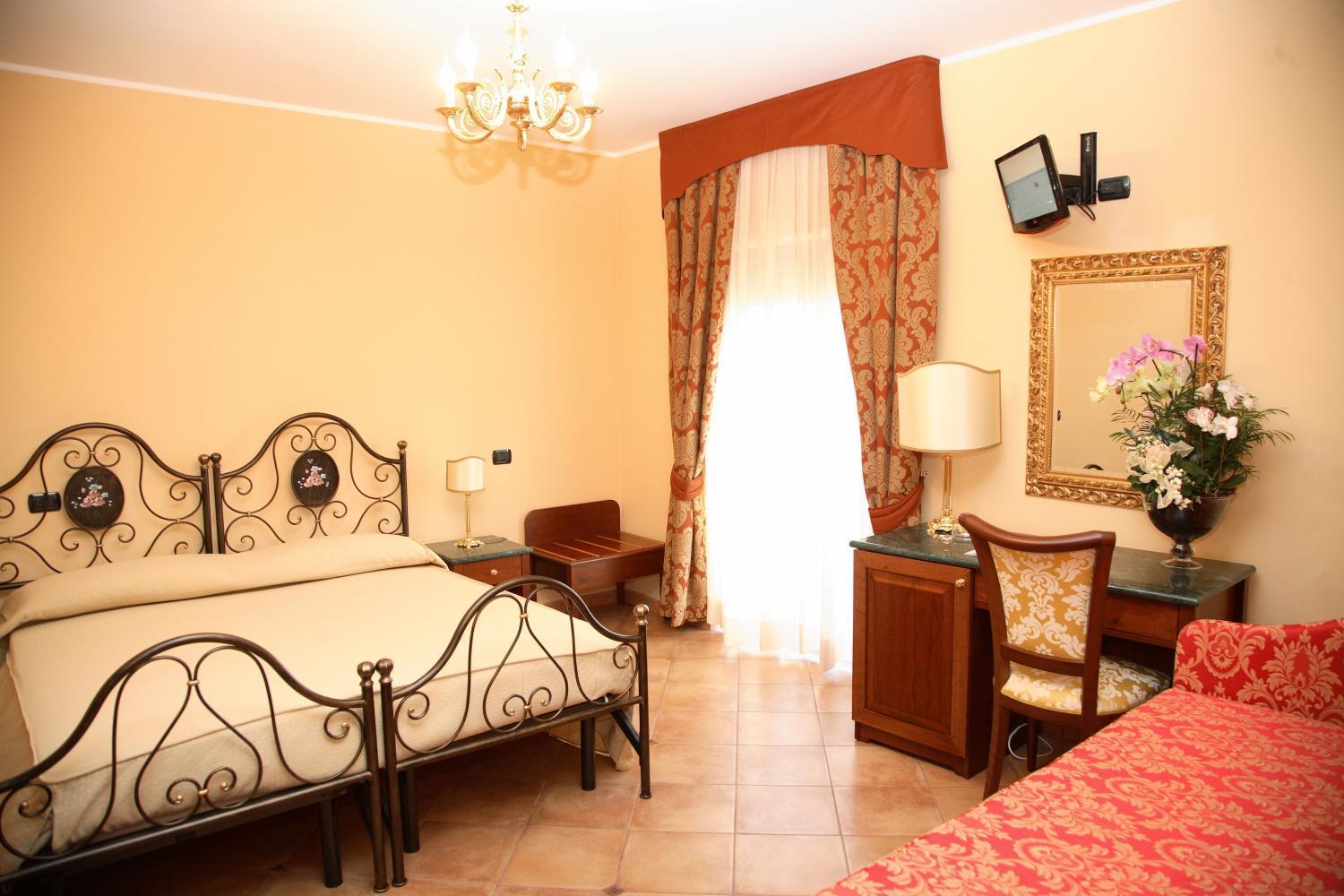 Agostiniana Hotel Santa Teresa Di Riva Εξωτερικό φωτογραφία